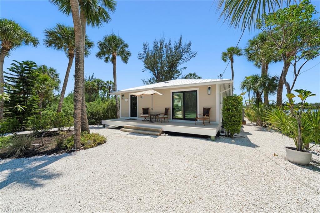 2539 Coconut DR photo 31