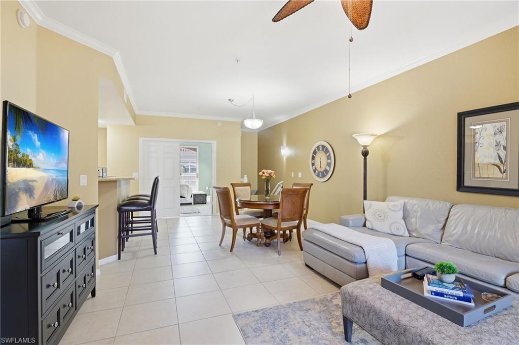 8560 Violeta ST 204 photo 6