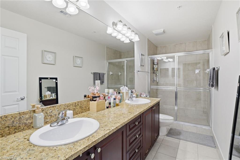 8560 Violeta ST 204 photo 16