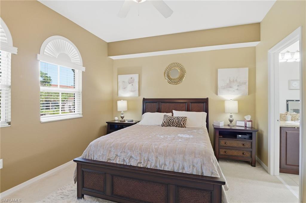 Queen size bed