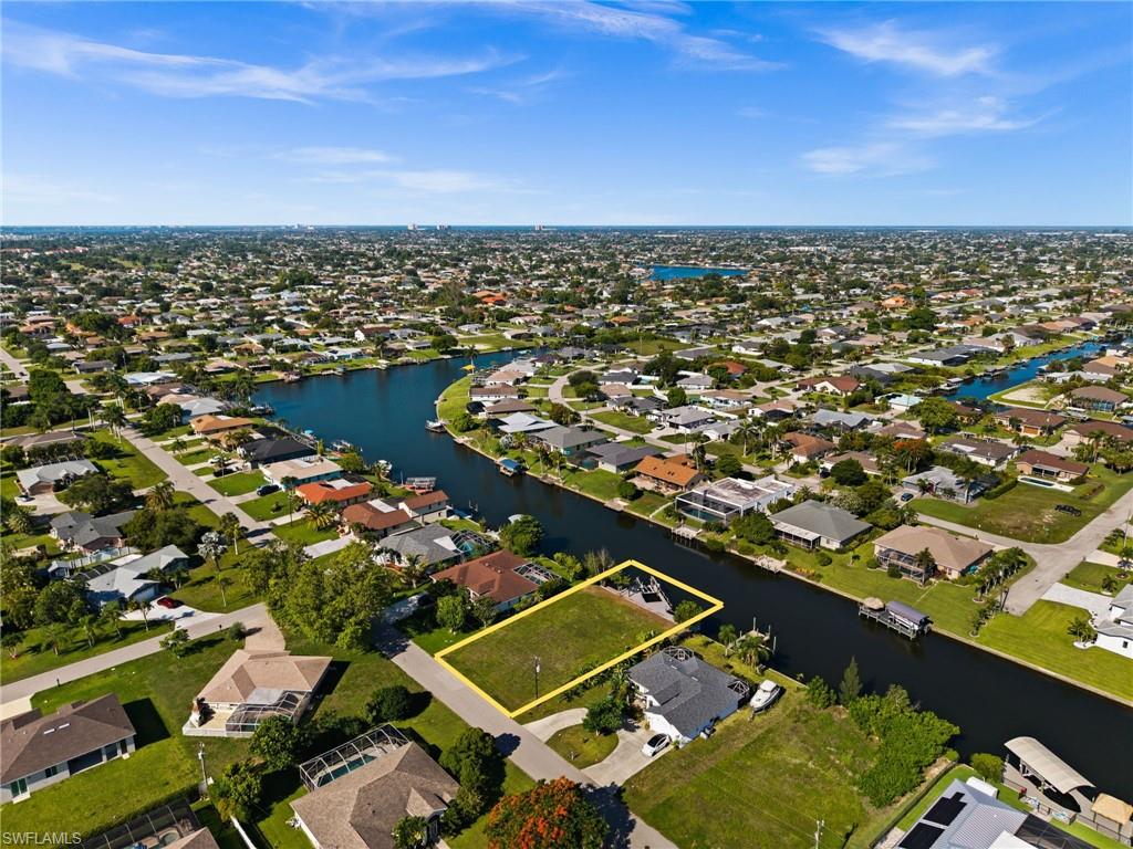Located in the heart of the Country Club Area