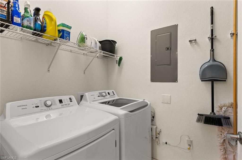 8641 Piazza Del Lago CIR 201 photo 16