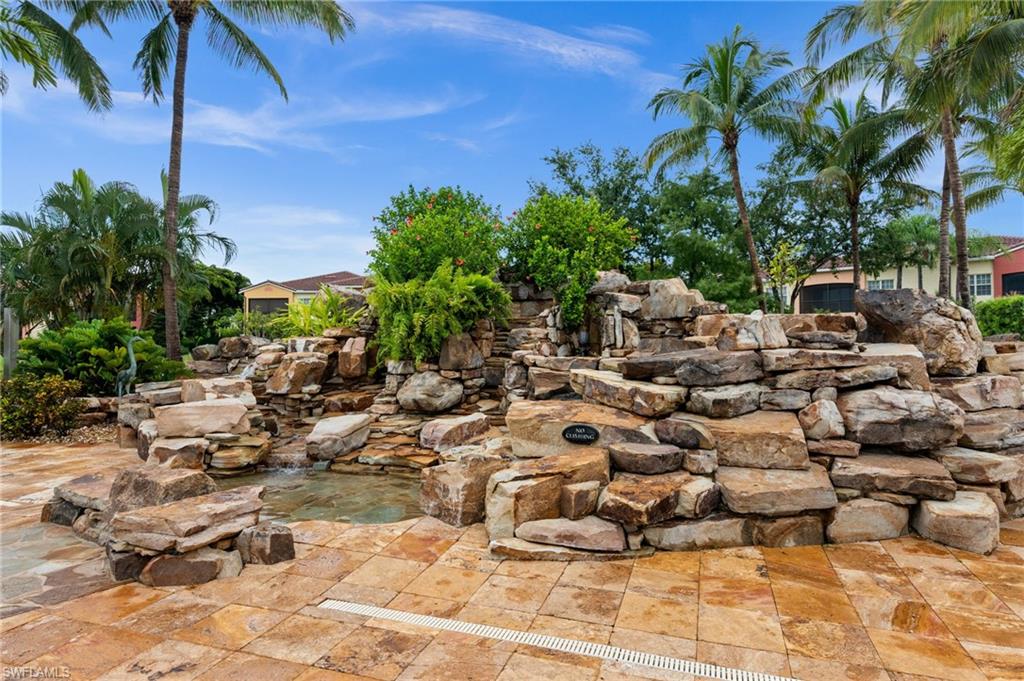 8641 Piazza Del Lago CIR 201 photo 40