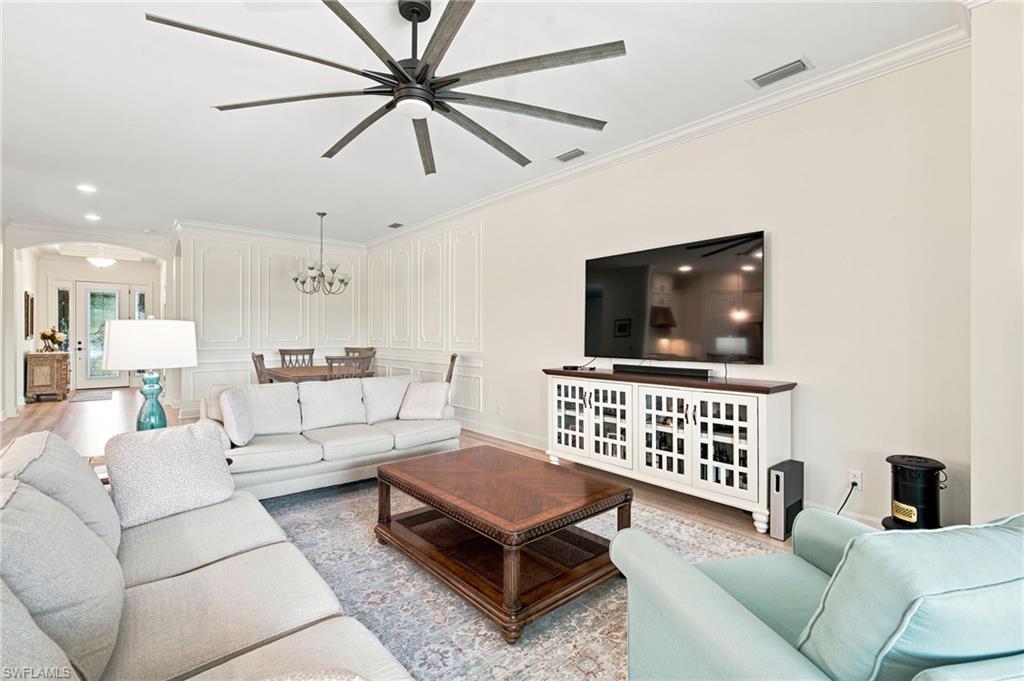 8386 Viale CIR photo 6