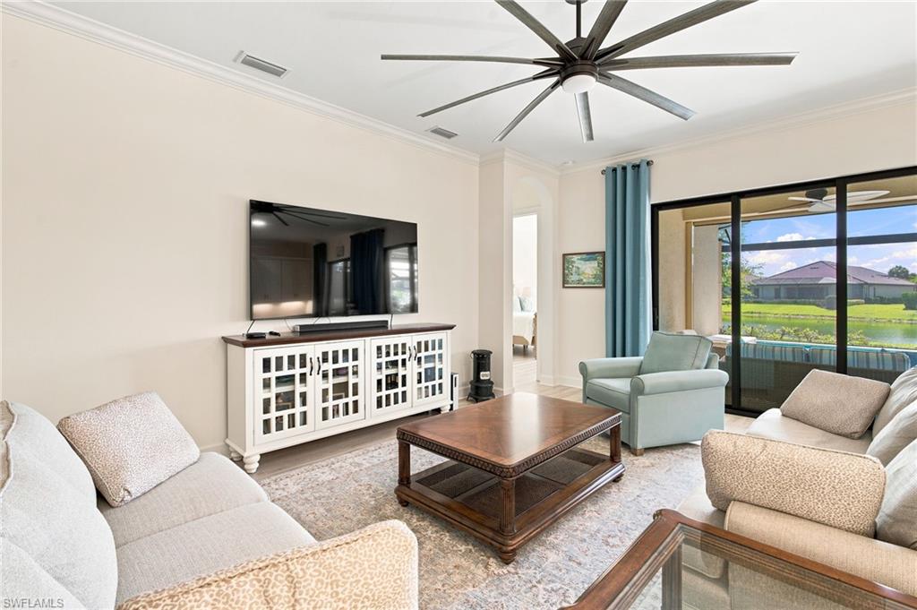 8386 Viale CIR photo 8