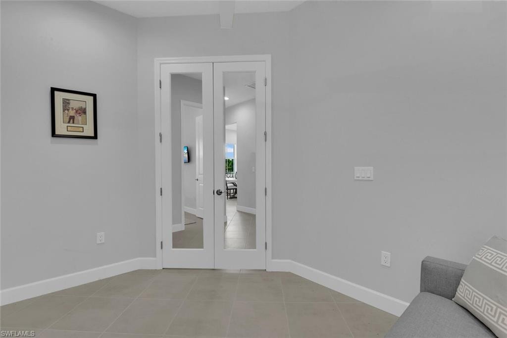 7124 Saona CT photo 20