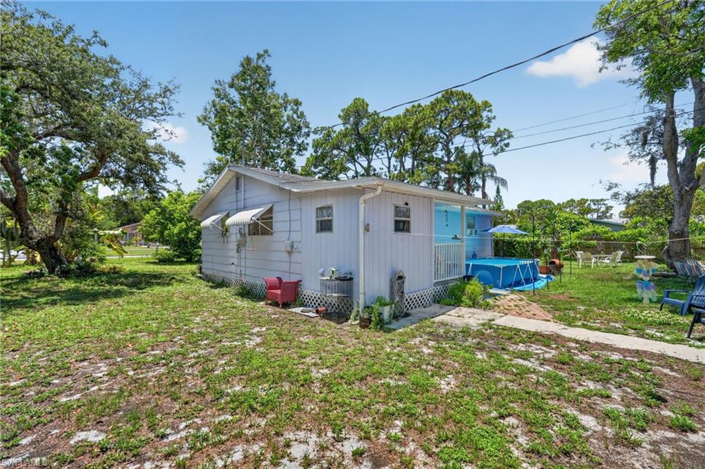 9044 Somerset LN photo 28