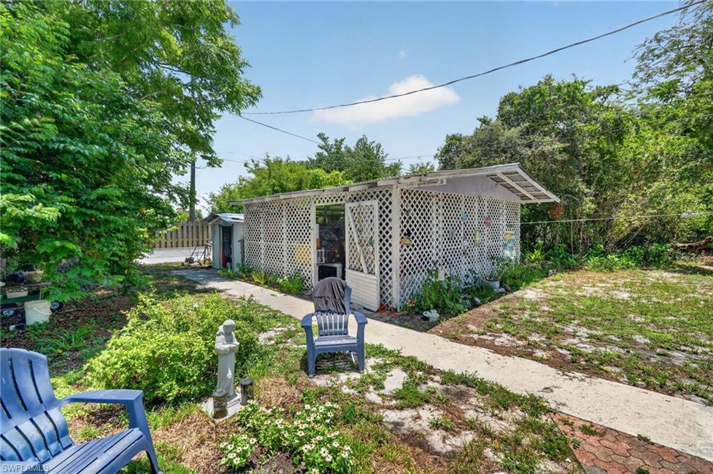 9044 Somerset LN photo 30
