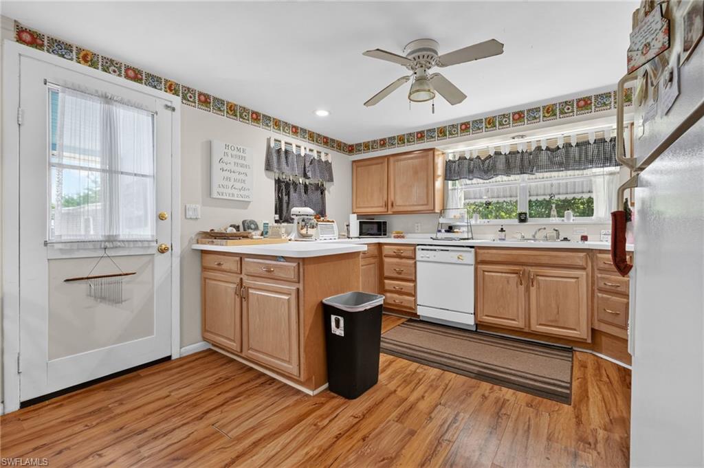 9044 Somerset LN photo 10