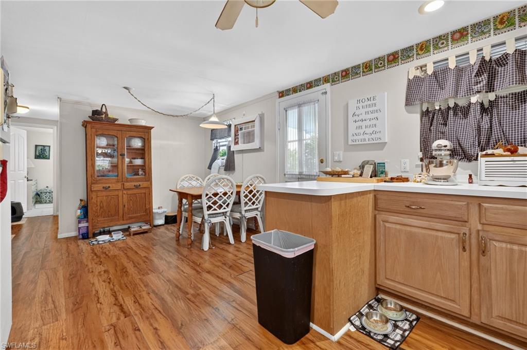 9044 Somerset LN photo 11