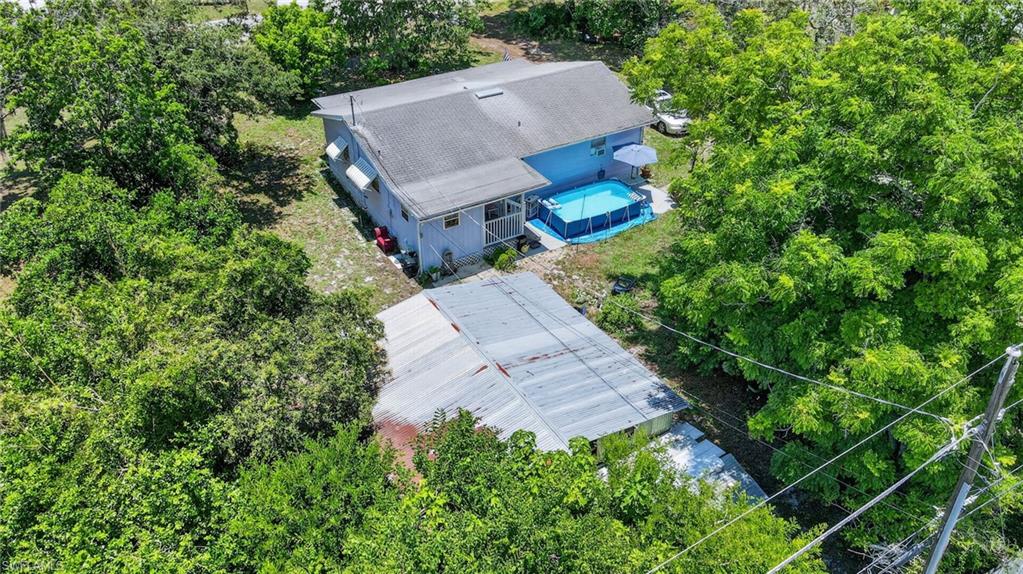 9044 Somerset LN photo 40
