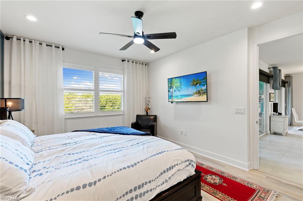 2567 Seychelles DR 207 photo 16