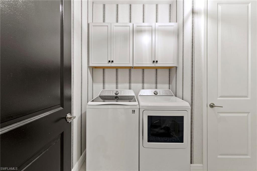 2567 Seychelles DR 207 photo 24