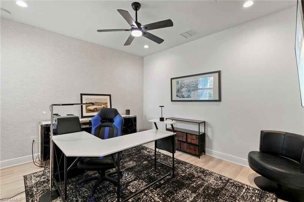 2567 Seychelles DR 207 photo 14