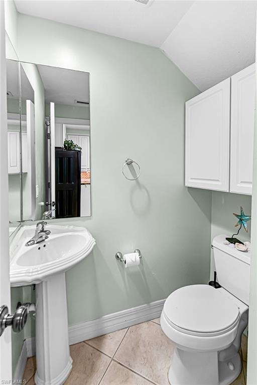 Downstairs 1/2 Bath