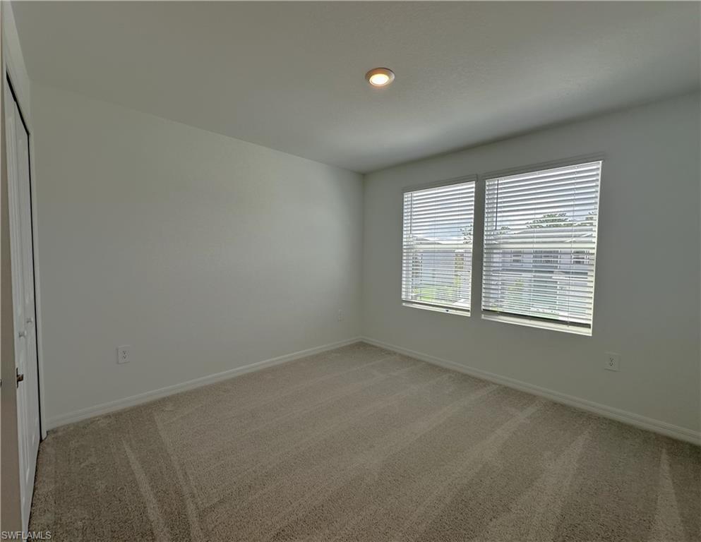28521 Sweet Meadow DR photo 20