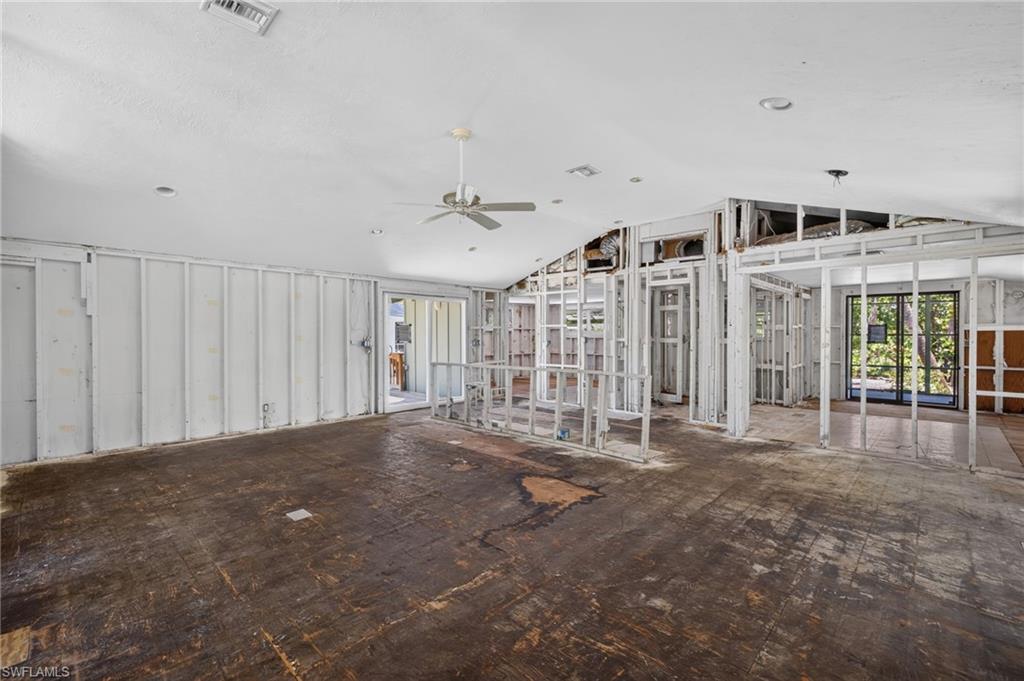 11546 Laika LN photo 13