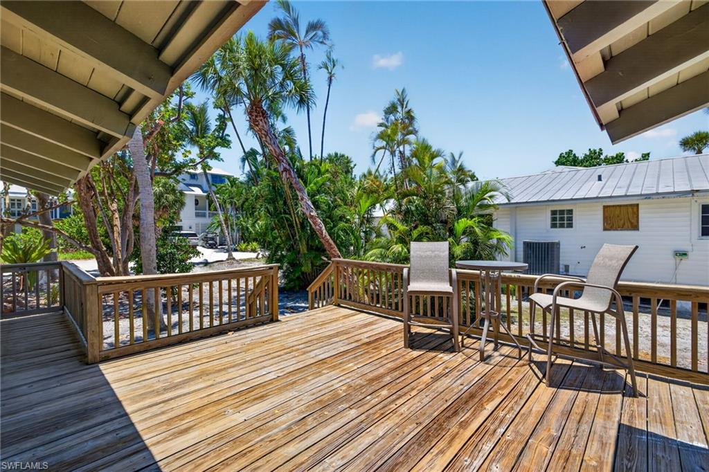 11546 Laika LN photo 9