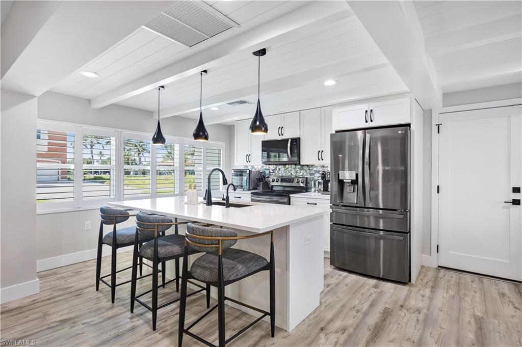 Breakfast Bar