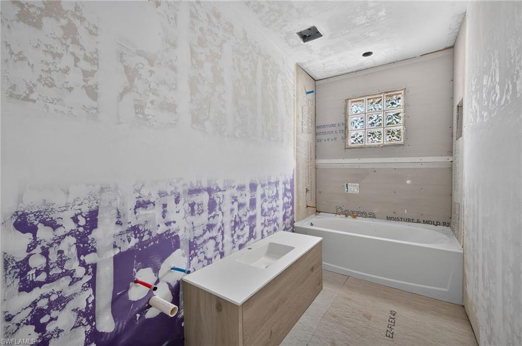 11550 Laika LN photo 24