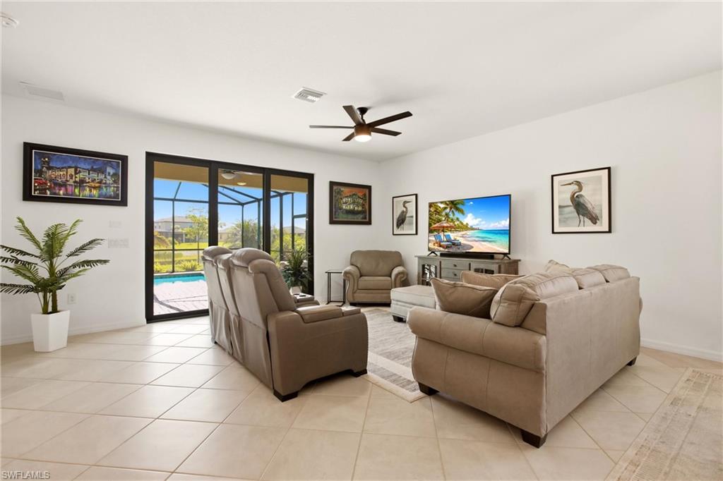 14641 Palamos CIR photo 6