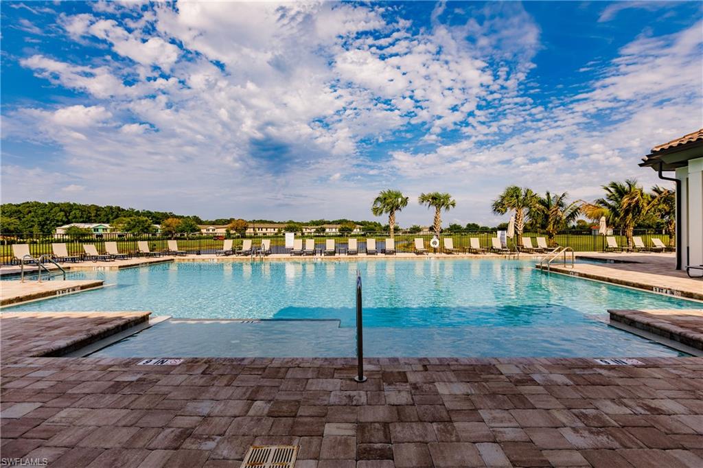 14641 Palamos CIR photo 42