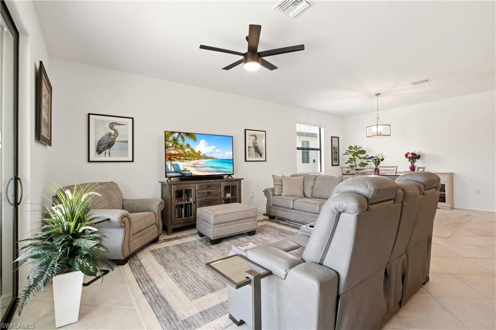 14641 Palamos CIR photo 7