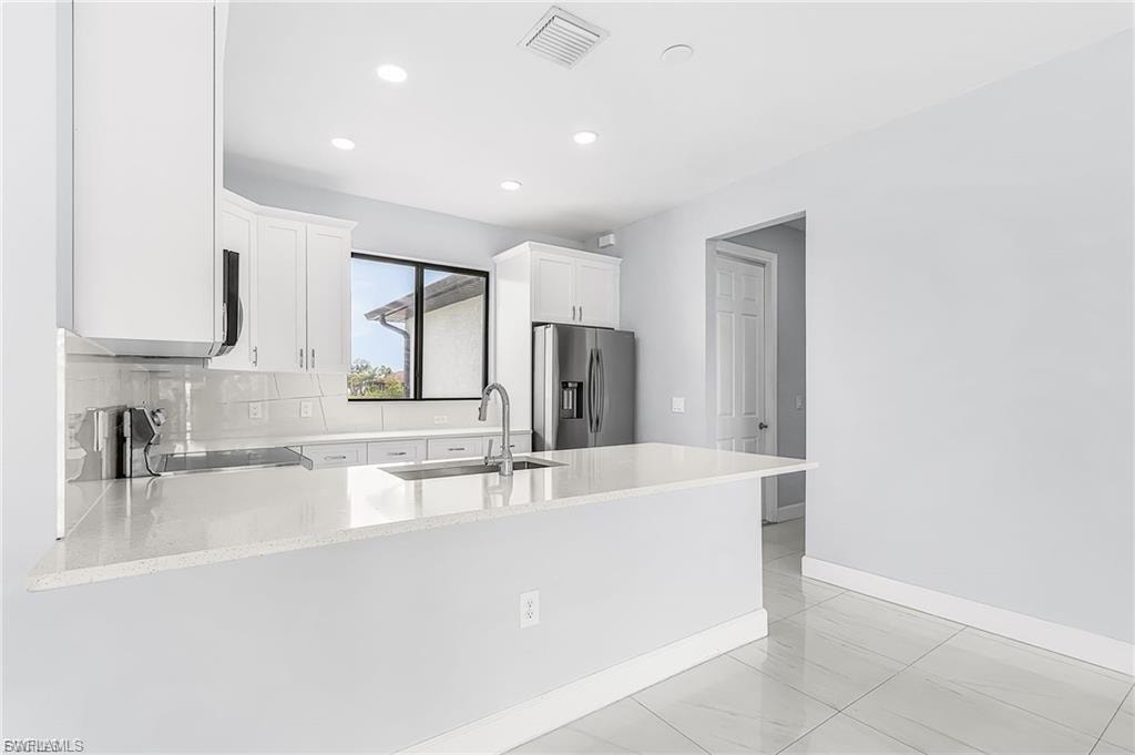 2602 Diplomat PKWY W photo 11