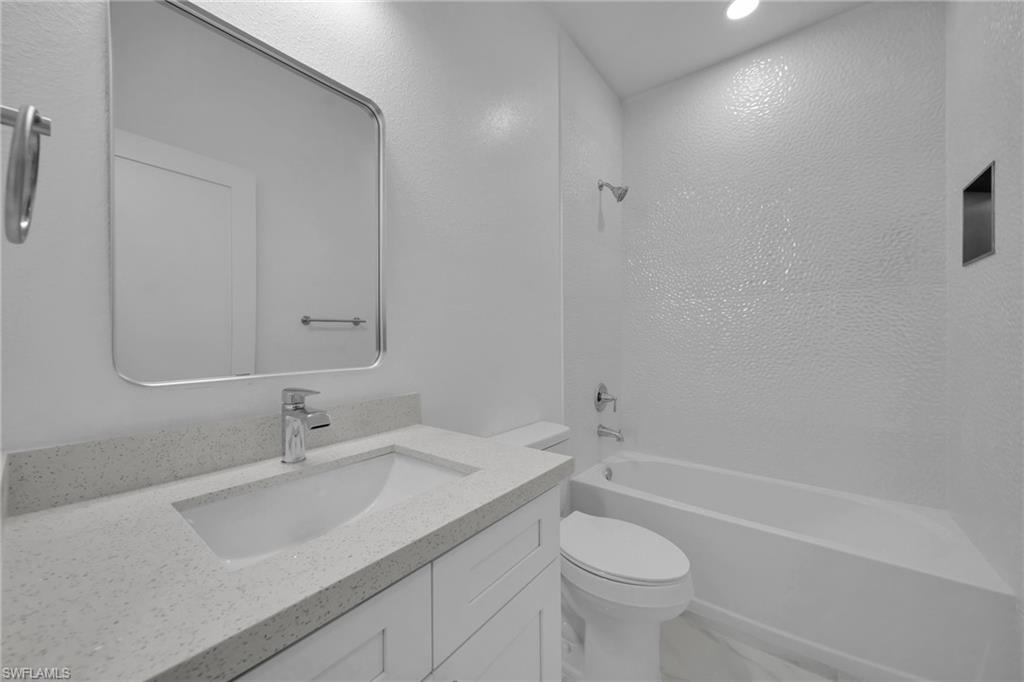 12061 Atoll AVE photo 8