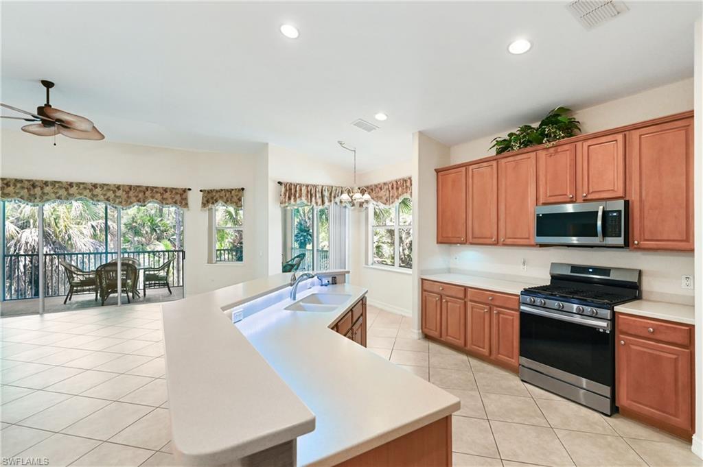 1626 Tarpon Bay DR S 202 photo 9