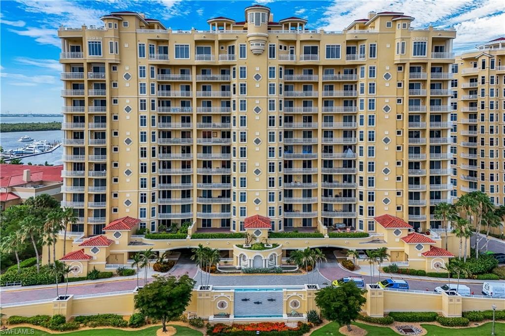 Welcome to Unit 804 at Tarpon Landings.