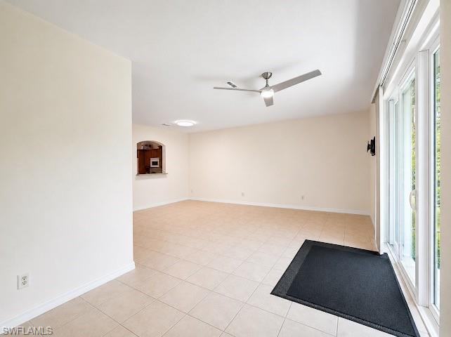 9575 Roundstone CIR photo 13