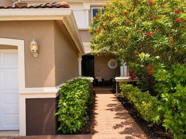 9575 Roundstone CIR