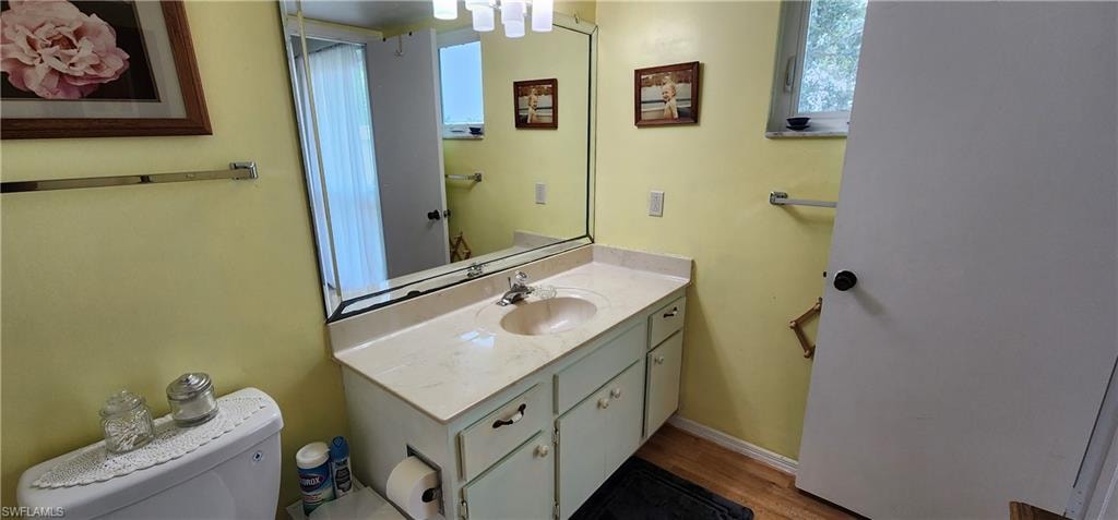 109 Georgetown BLVD 109 photo 18