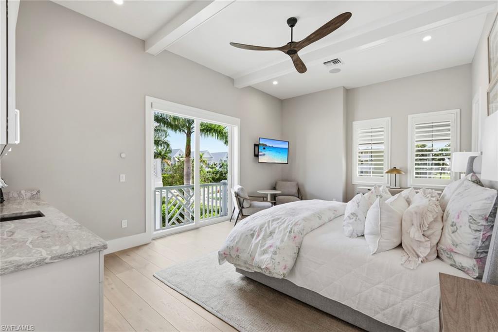 Separate cabana above the garage!