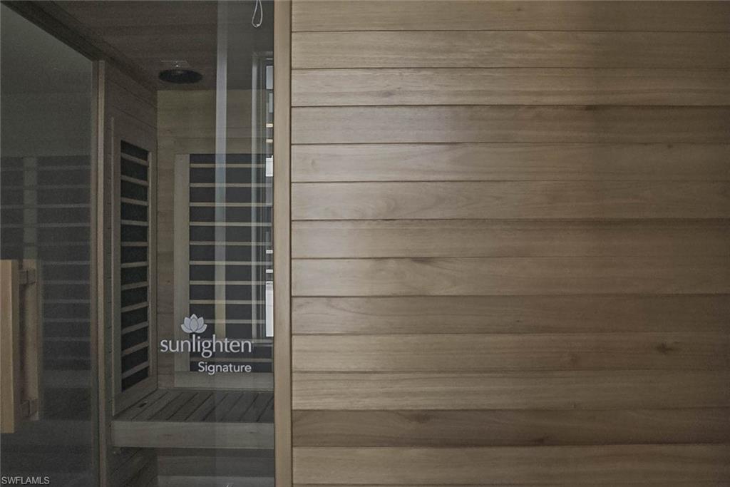 Sauna on the 2nd level -