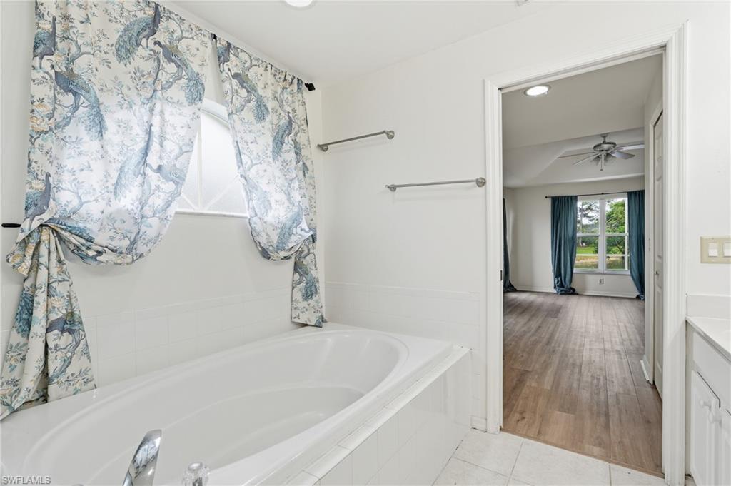 17841 Bermuda Dunes DR photo 23