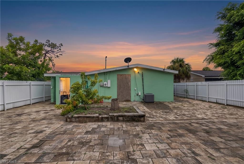 1847 Maple DR photo 30
