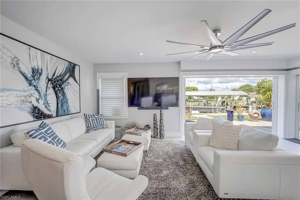 5204 Tower DR photo 10