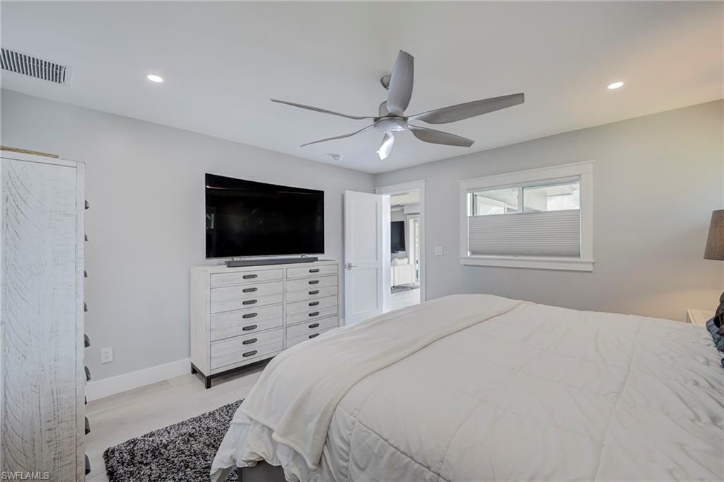 5204 Tower DR photo 18