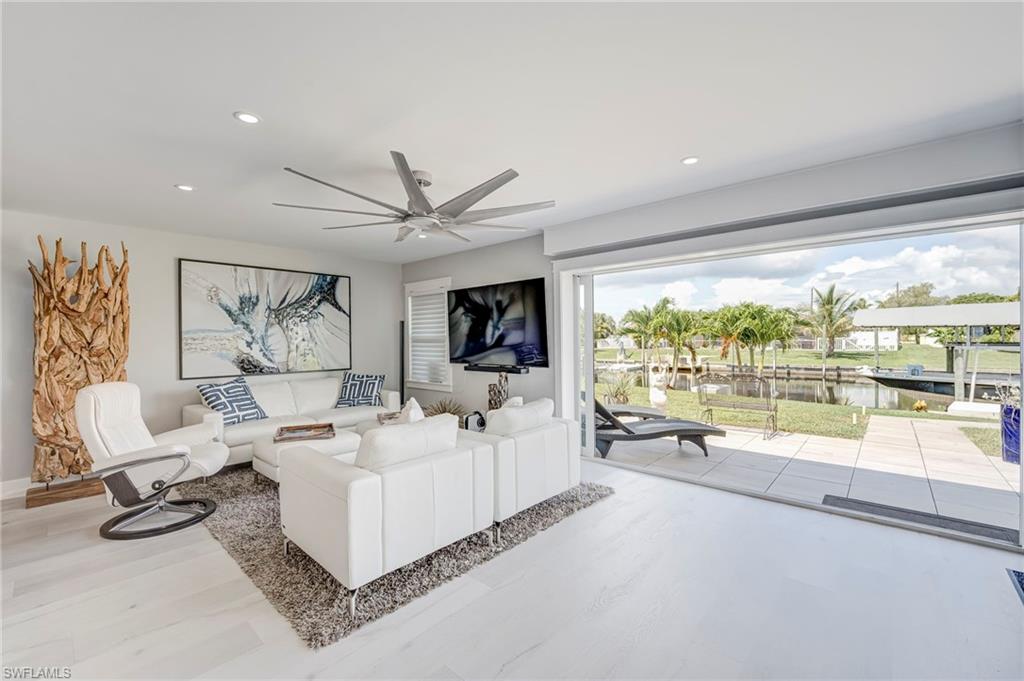 5204 Tower DR photo 11