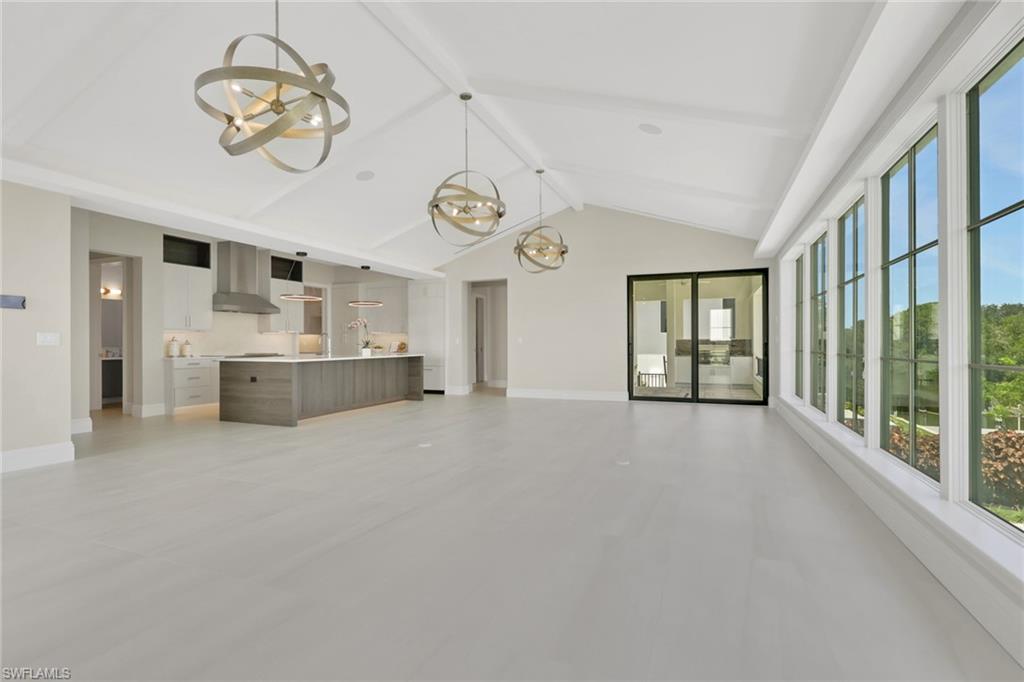 211 1st ST photo 9