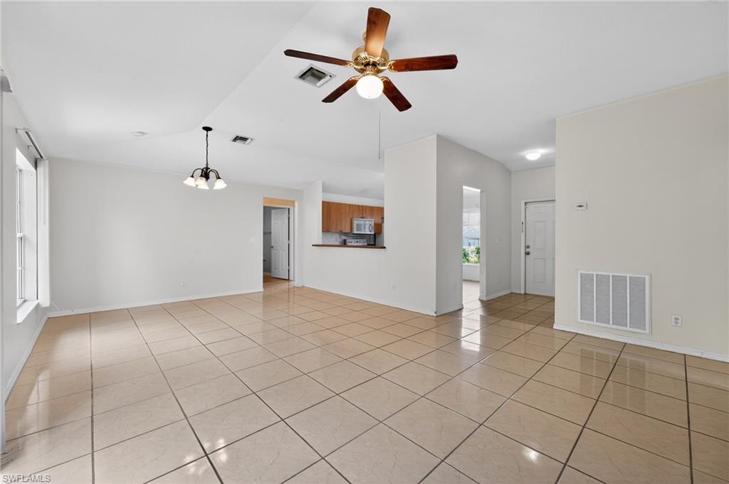 446 Windermere DR