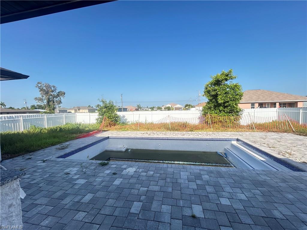 404 Chiquita BLVD N photo 14