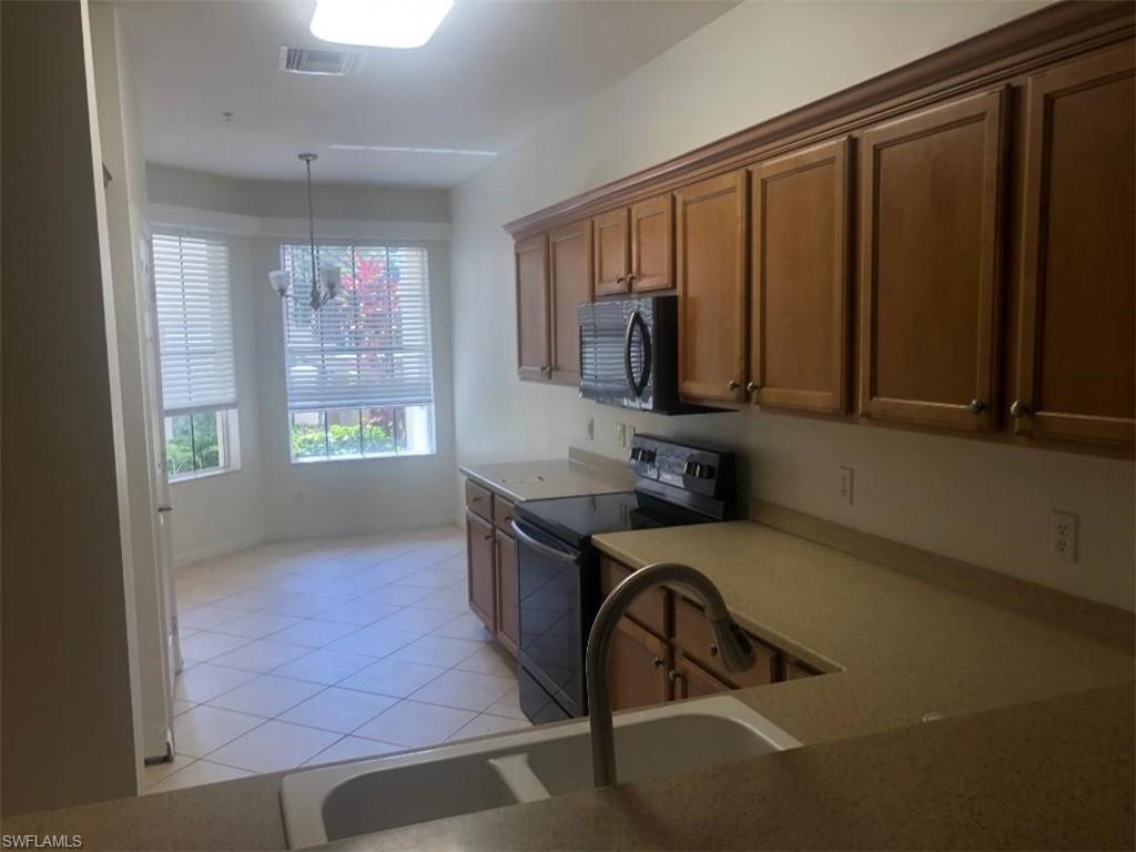 12015 Matera LN 104 photo 12