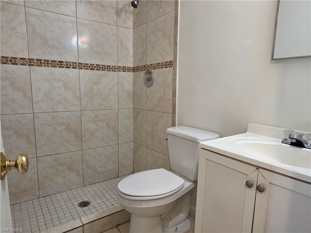 1107 S Loop BLVD photo 9