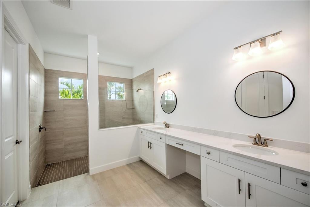 Primary Suite Bathroom