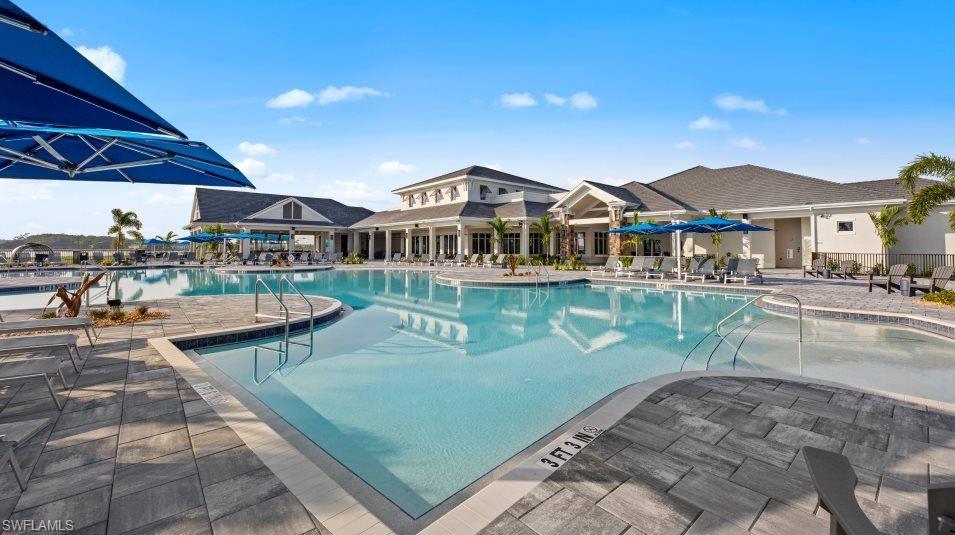 Wildblue Resort Pool & Clubhouse