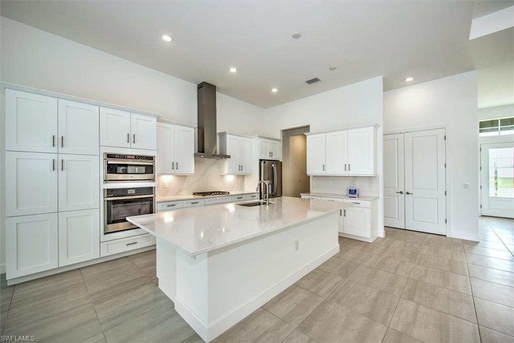 17211 Blue Sapphire DR photo 8
