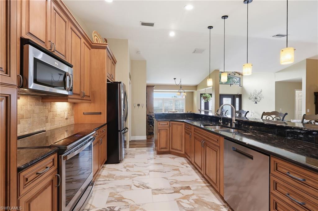 6037 Birnam Wood LN photo 13